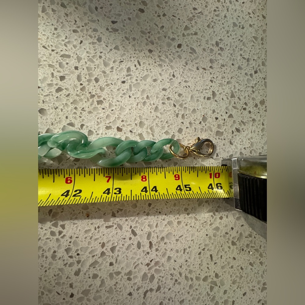 Green Chain - Picture 2 of 2